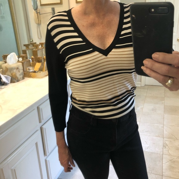 Sweater, V-neck, 3/4 length sleeves, Sz M, by Bice - Picture 5 of 9